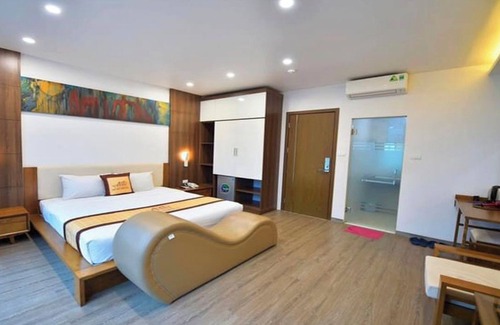 Hoang Mai Hotel | Sac Mau Hotel HN - by Bay Luxury