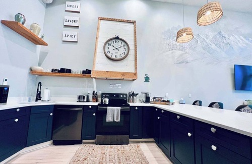 Enterprise Condominio | Sacajawea is part of the Litch Hotel: Luxury fully equipped vacation rental condos