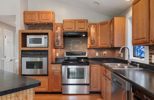 Southern Coast Apartamento | Saco Central Haven: Your Perfect Retreat