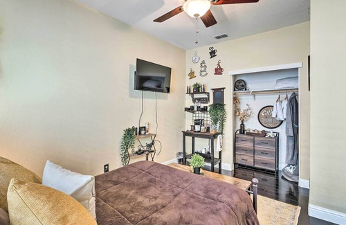 Regency Park Casa | Sacramento Getaway ~ 10 Mi to Dtwn!