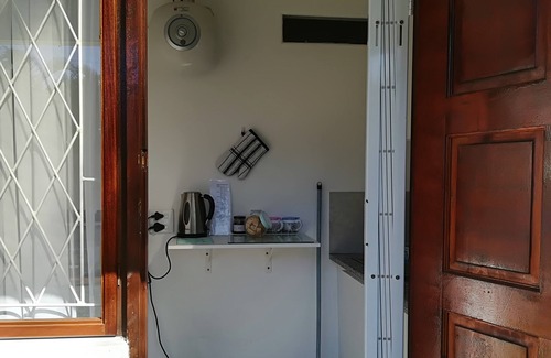 Durban North Cabaña | Sacredsutine Garden Studio, Durban North