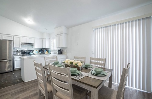 Southwestern Sacramento Casa | ☀️SACTO SUNNY HOUSE ☀️