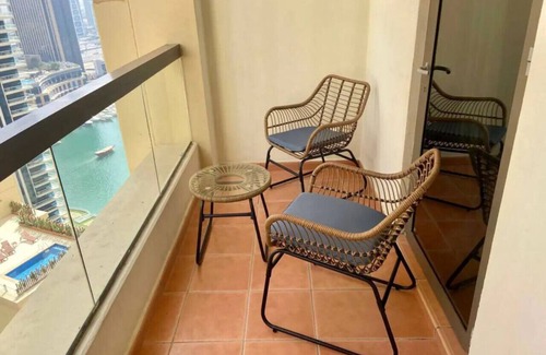 Madinat Zayed Apartamento | Sadaf 7 | Marina Views | Beach Access | Spacious