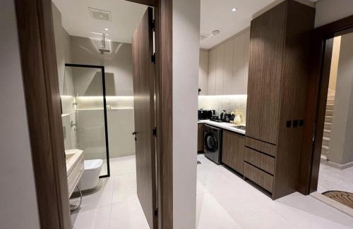 Sari Street Apartamento | Sadana
