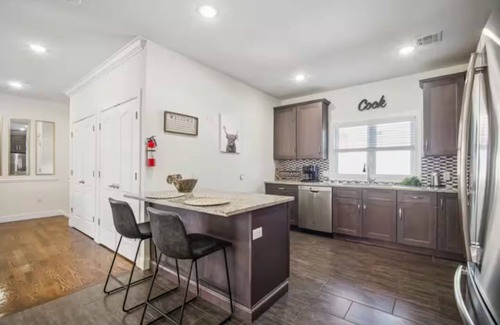 Kearny Apartamento | Saddle Ridge at Kearny - Luxury 4-Bedroom Oasis