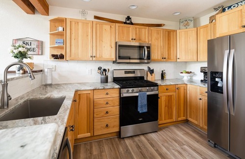 Saddle Ridge Condominio | Saddle Ridge D3 (3-Bedroom Condo) with Mountain view by Moonlight Basin Lodging