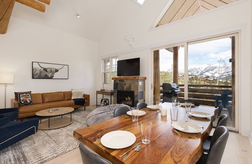 Saddle Ridge Casa | Saddle Ridge Ski in/Ski out condo, private hot tub
