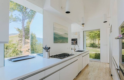 Afton Casa | Saddleback Sanctuary-Casa-Baño Privado