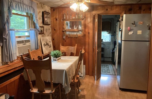 East Berne Cabaña | SADDLEBROOK ACRES HORSE FARM & COUNTRY COTTAGE HAS A LITTLE BIT FOR EVERYONE!