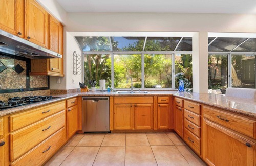 Aliso Viejo Casa | Saddleridge Sanctuary #42198