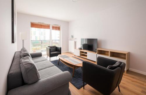Zoliborz Apartamento | Sady Żoliborskie Generous Apartment