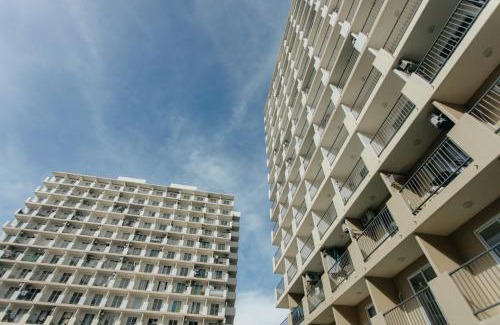 Lapu-Lapu Apartamento | Saekyung Condo near Airport with Seaview & Tourist Spot