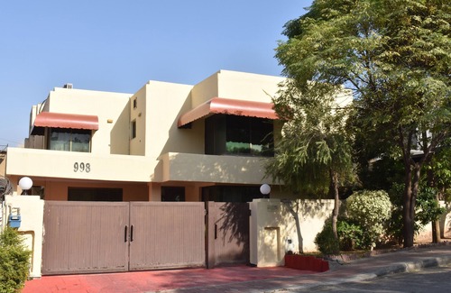 Rawalpindi Casa | Safari Club 2 Bahria Town