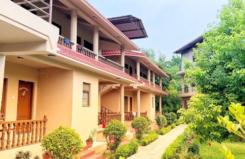 Sauraha Complejo | Safari Club