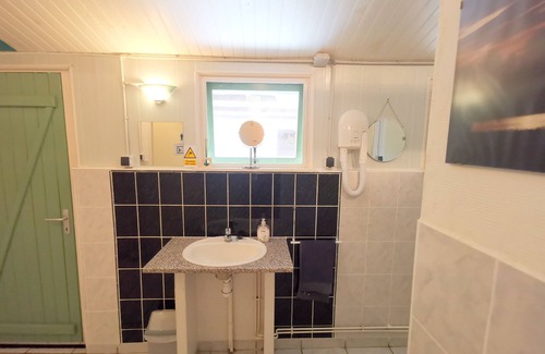 Saint-Jory-de-Chalais Chalet De Esquí | Safari Glamping Tent in the Dordogne