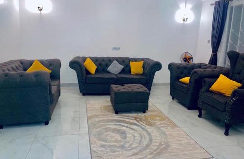 Entebbe Apartamento | SAFARI LAKE VIEW SUITES, KITENDE
