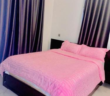 Entebbe Apartamento | SAFARI LAKE VIEW SUITES, KITENDE