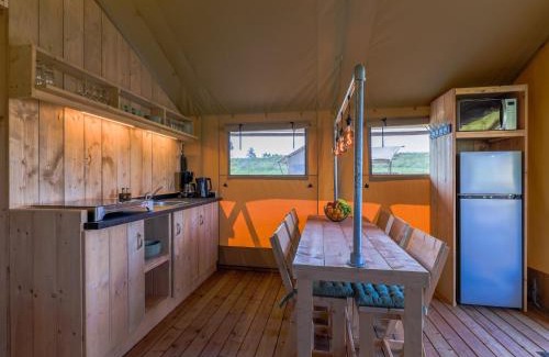Andijk Otro | Safari Lodge by IJsselmeer Lake