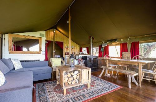 Yarmouth Apartamento | Safari Tent 1 With Log Burning Tub At Tapnell Farm