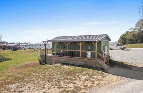 Williamstown Alquiler De RV | Safari Tent G at Eden Reserve - Near Ark