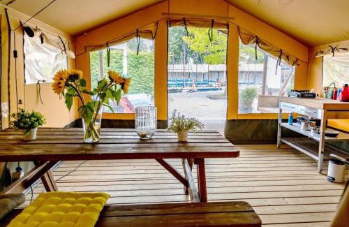 Heeg Chalet De Esquí | Safari tent Heeg 4 persons