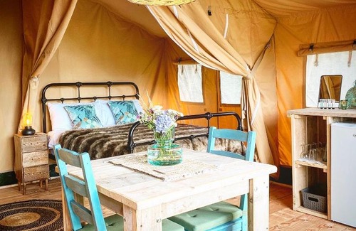 Madranges Otro | Safari Tents at Le Ranch Camping et Glamping