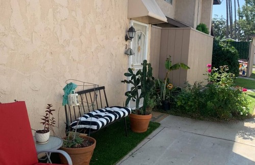 Fullerton Apartamento | Safe and affordable . Lovely room Apartment -rooms category, Fullerton