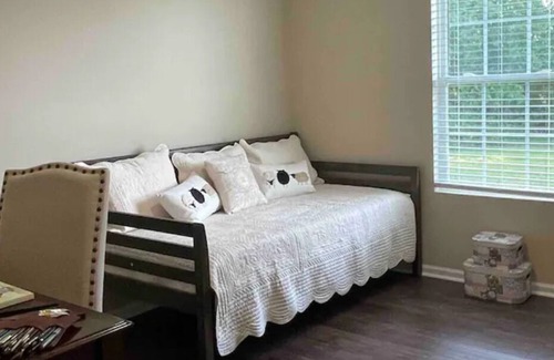 Tifton Apartamento | Safe and calm neighborhood.