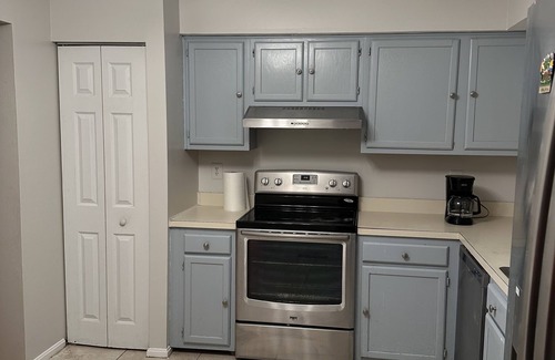 Aspen Hill Casa | Safe and Cozy Townhouse