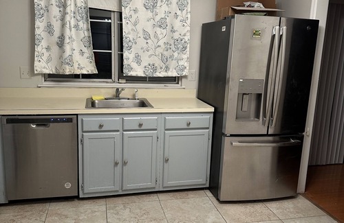 Aspen Hill Casa | Safe and Cozy Townhouse