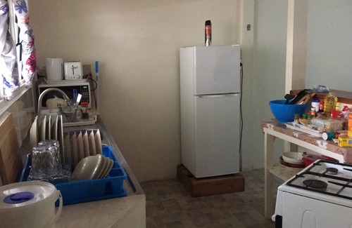 Vaitele Apartamento | Seguro y tranquilo apartamento de 2 dormitorios cerca de la ciudad.