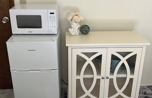 Lema Ranch Apartamento | Safe and Quiet Guest Suite/Studio with Private Entrance