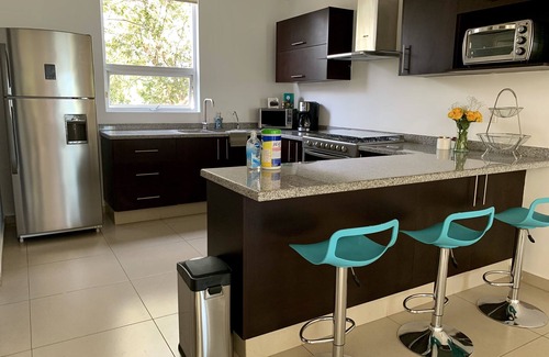 Querétaro Condominio | Safe, Bright, Serene & Lovely Condo with pool in QRO