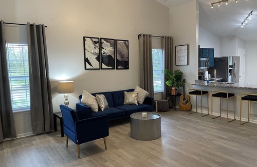 Indianapolis Casa | Safe Central Indianapolis Home
