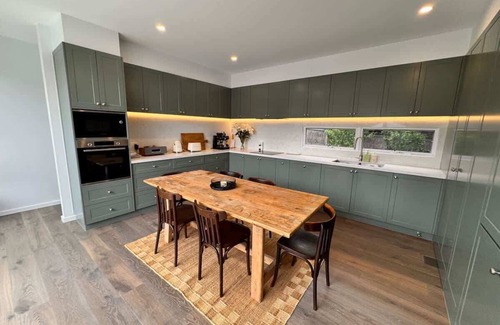 Sorrento Casa | *Safe Haven* walk to beaches/shops,full renovation