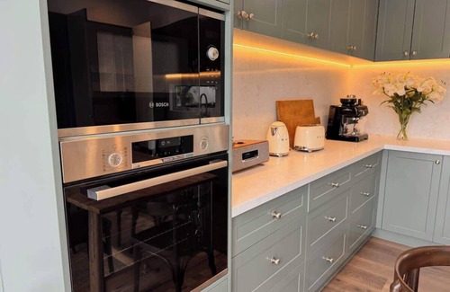 Sorrento Casa | *Safe Haven* walk to beaches/shops,full renovation