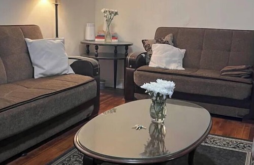 West Bronx Apartamento | Safe, Quiet and Close to Subway!