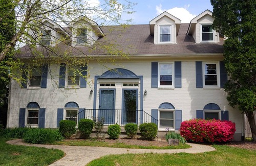 Buechel Casa | Safe, scenic, and convenient. Bordering a State Park!