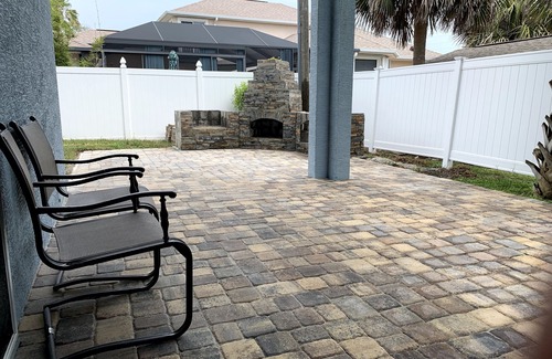 Ormond Beach Plaza Casa | Moderna casa con vista al mar en un barrio tranquilo