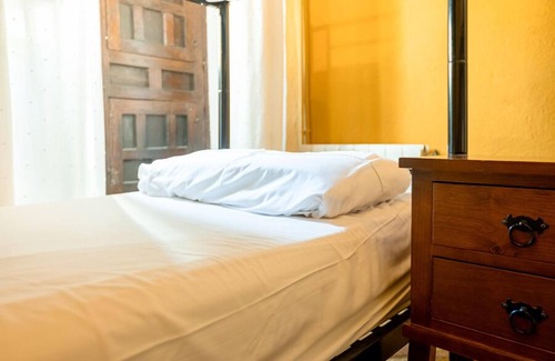 San Francisco-Ribera Casa | Safestay Cordoba Mezquita Catedral