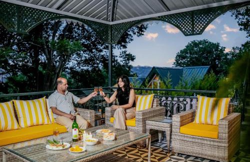 Kasauli Casa | SaffronStays The Row House