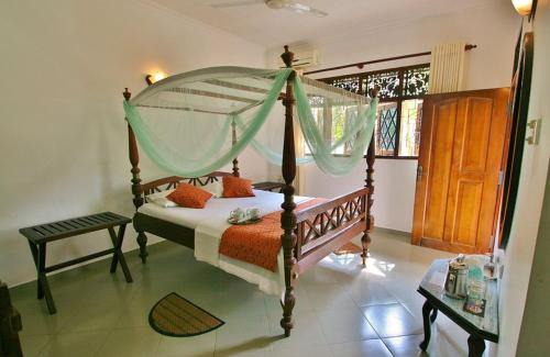 Hettimulla Hotel | Sagarika Beach Hotel