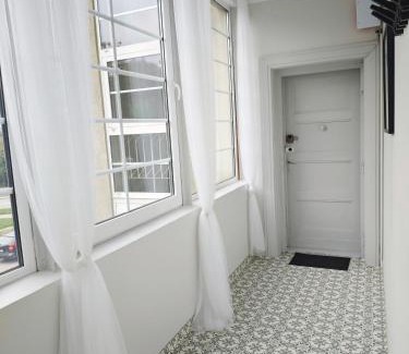 Lodz Apartamento | Sage Green Cosy Studio