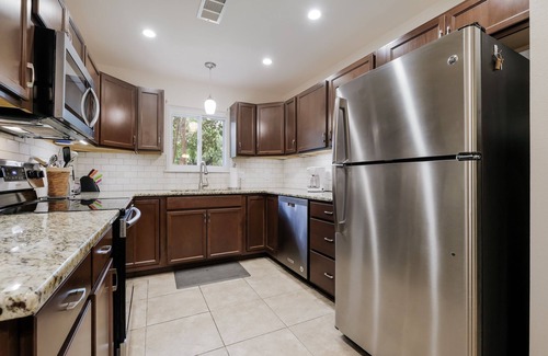 North San Antonio - SAT Casa | Sage Suite II: seguro, limpio y cómodo (admite mascotas)