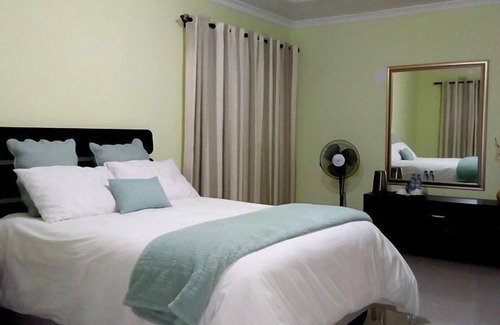 Lusaka Casa | Sago Palm Executive Lodge