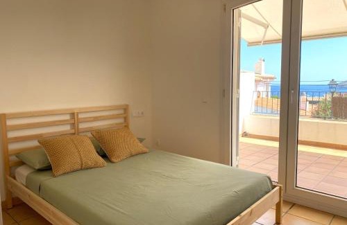 Cadaqués Apartamento | SAGUARDA II - Apartamento con terraza y vistas al mar