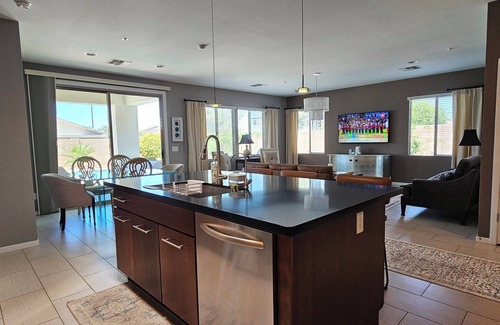 Gilbert Casa | Saguaro Sanctuary - Private Heated Pool Included!