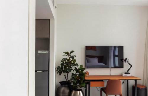 Sharjah Apartamento | Sahab - Hermes Leather Home