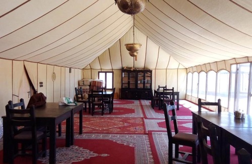 Merzouga Otro | SAHARA WAVES CAMP