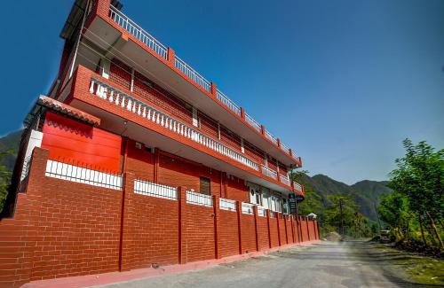 Bullawala Hotel | Sahastradhara RiverResort